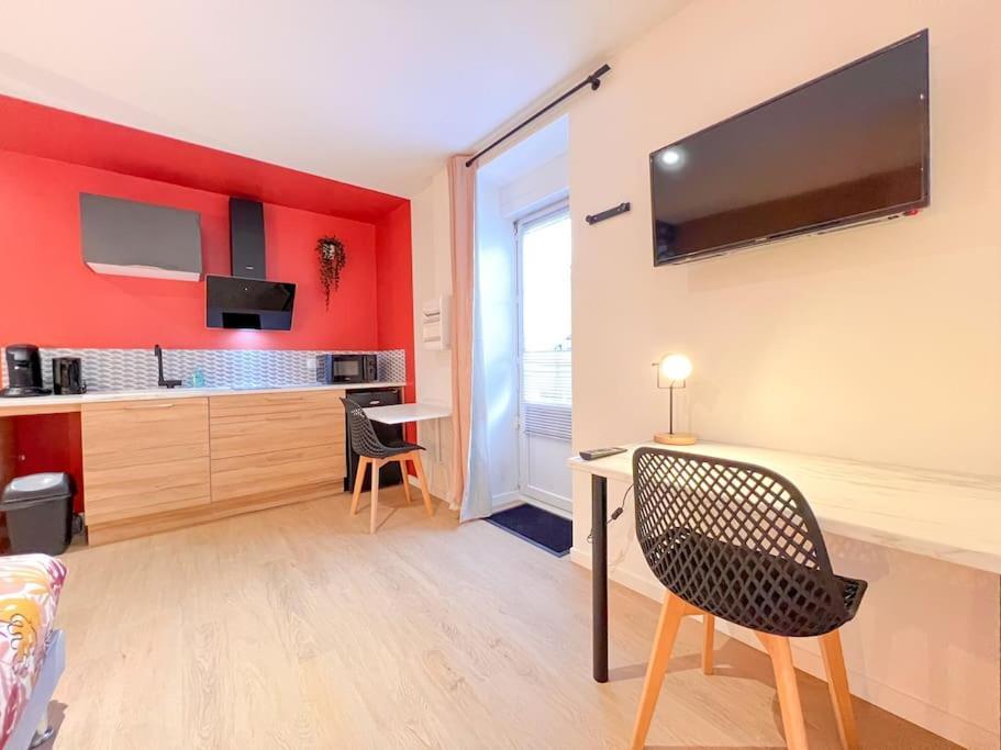 פונטנה-לה-קומט La Feuilleraie N1-Standingappart-Wifi-Proche Ville מראה חיצוני תמונה