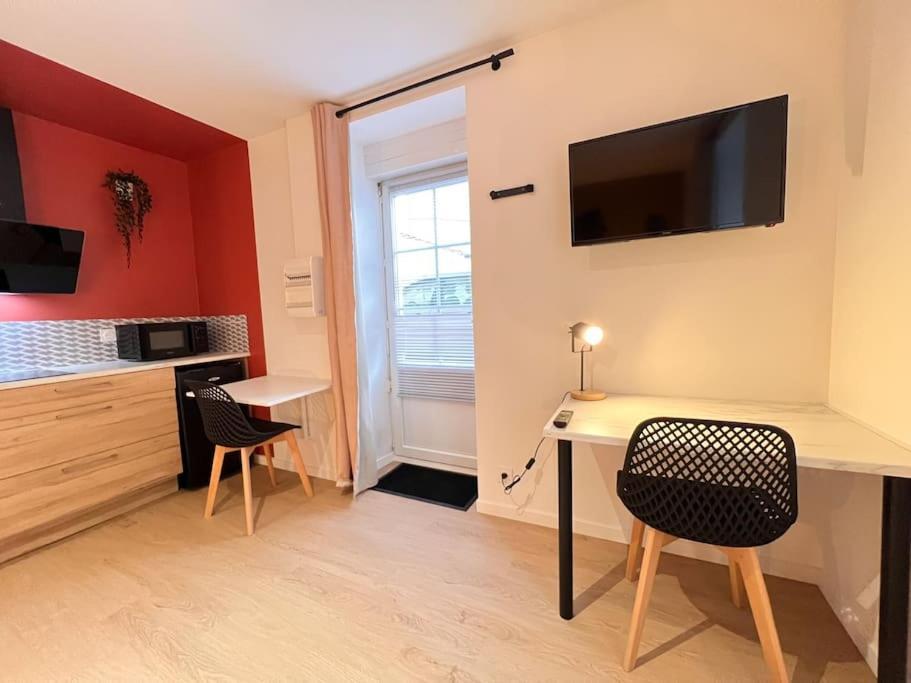 פונטנה-לה-קומט La Feuilleraie N1-Standingappart-Wifi-Proche Ville מראה חיצוני תמונה