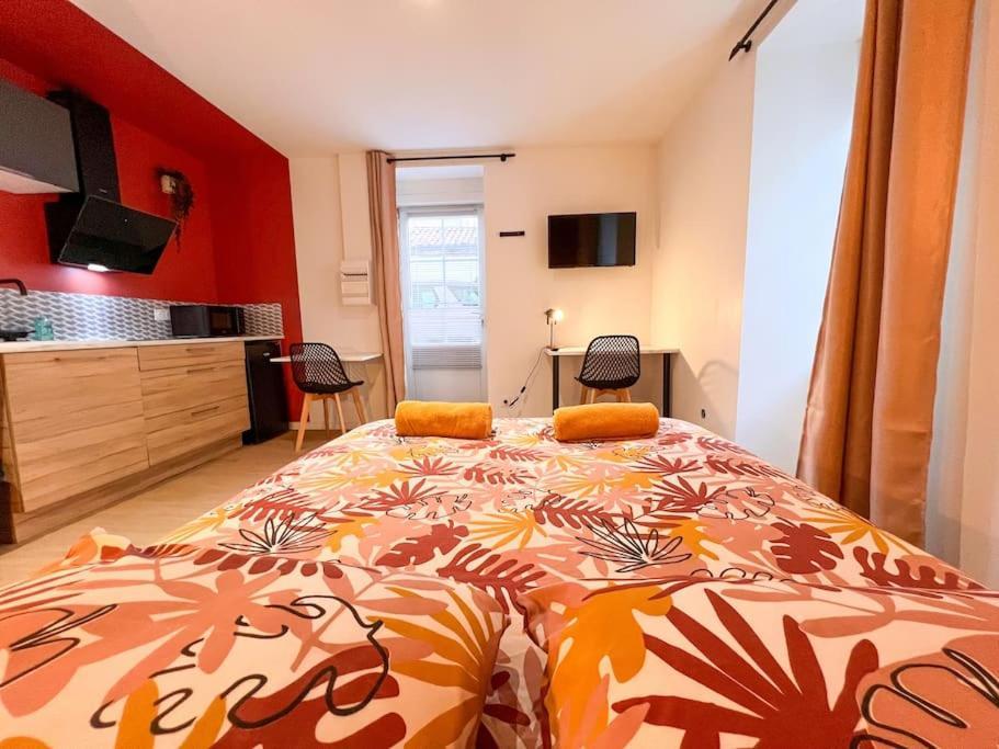 פונטנה-לה-קומט La Feuilleraie N1-Standingappart-Wifi-Proche Ville מראה חיצוני תמונה